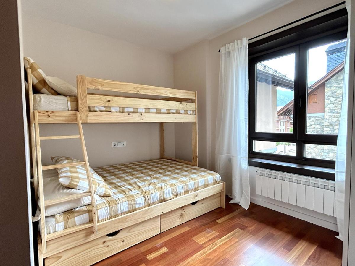 Apartament Encantador I Centric Amb Llar De Foc By Rural D'Aneu เอสเตร์รี ดาเนว ภายนอก รูปภาพ
